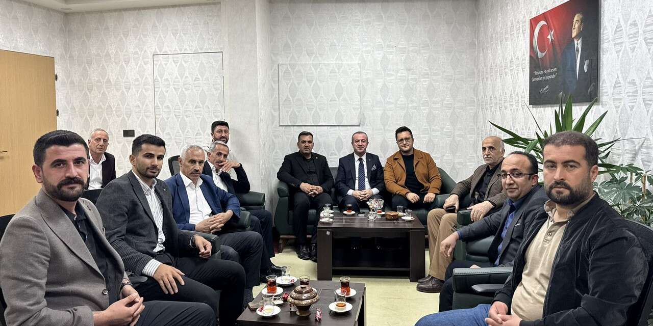 AK Parti Hakkari İl Başkanı Kaya’dan yaralı kardeşlere ziyaret