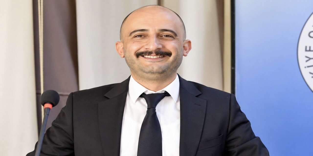 Hakkari Baro Başkanı Av. Gülabi Seven seçildi