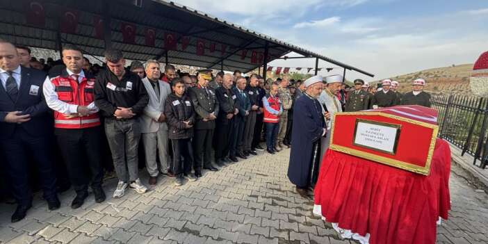 Pençe-Kilit Şehidi Mustafa Aslan Gaziantep’te toprağa verildi