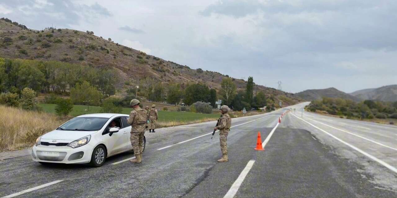 Türkiye Genelinde Dev Operasyon: 912 kişi yakalandı