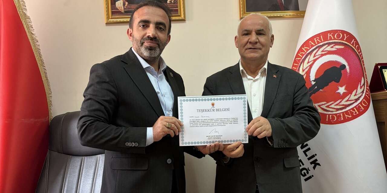 Cumhurbaşkanı Erdoğan İmzalı Belge Başkan Özatak’a takdim edildi