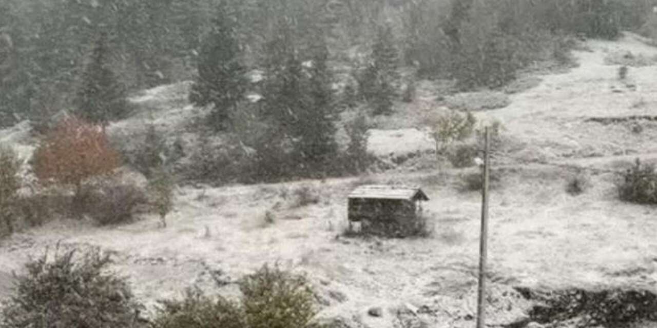 İhsangazi ilçesi yüksek kesimlerine kar yağdı