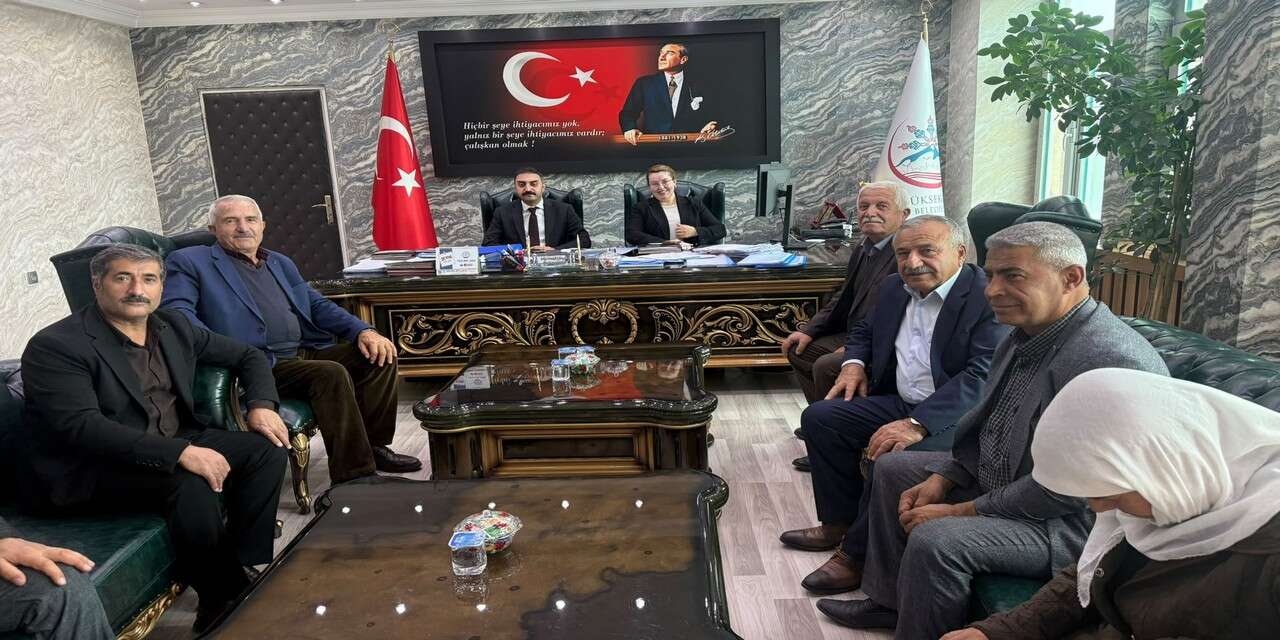 Yüksekova’da Kuruköy Sakinlerinden Eşbaşkanlara Teşekkür