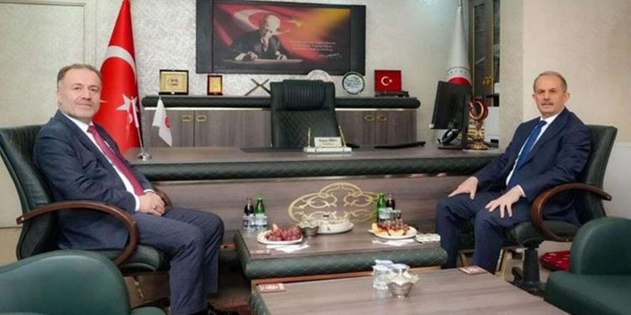 Vali Taşyapan’dan Müftü Eren’e hayırlı olsun ziyareti