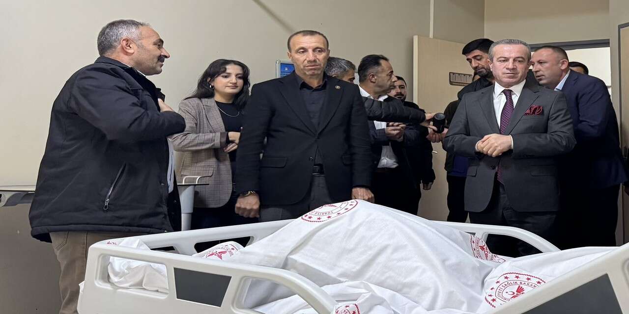 Başkan Kaya, Yüksekova’daki yaralıları hastanede ziyaret etti