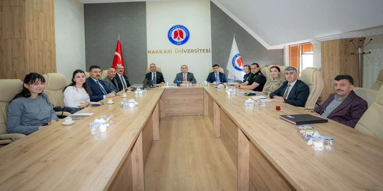 Hakkari’de KPSS adayları için tüm tedbirler görüşüldü