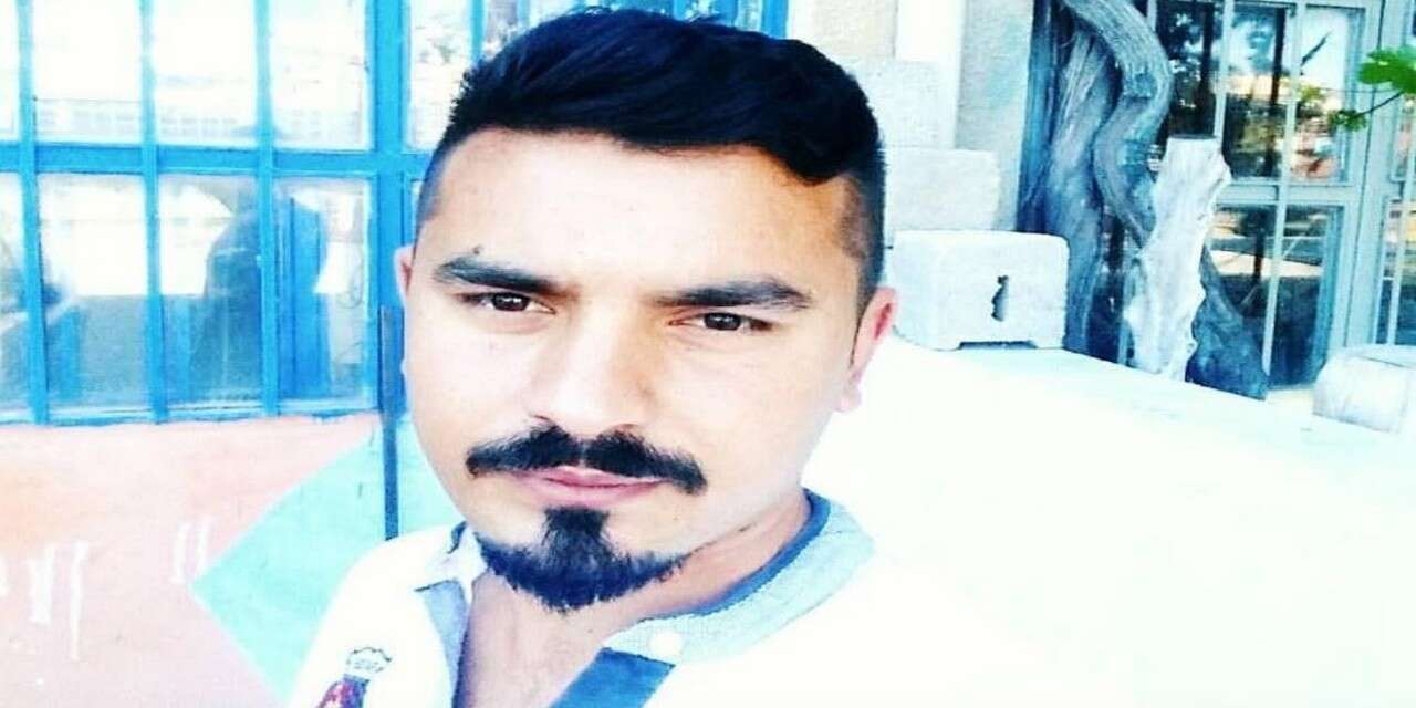 Traktör altında kalan genç kurtarılamadı