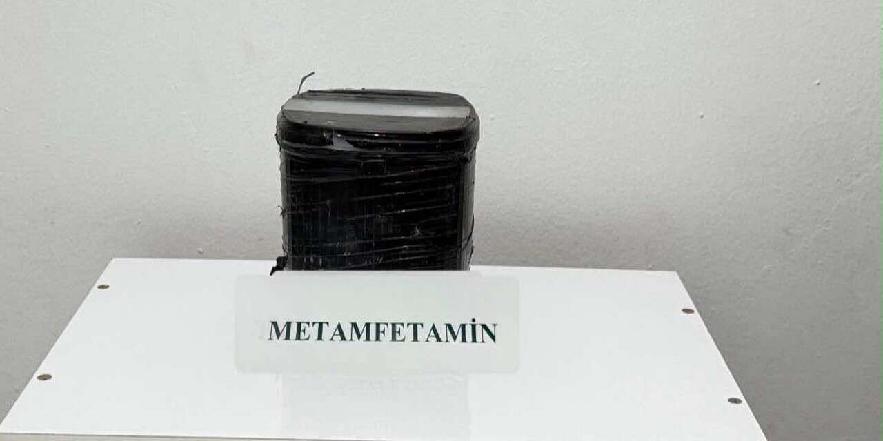 Hakkari’de araçta 1 kilo 72 gram metamfetamin ele geçirildi