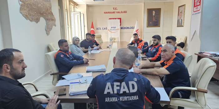 Hakkari’de afetlere hazırlık çalışmaları devam ediyor