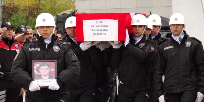 Şehit Polis Tayfun Akalan son yolculuğuna uğurlandı