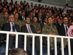 Hakkari'de 23 Nisan kutlamaları