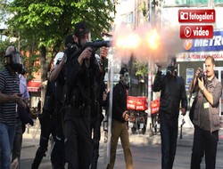 Taksim’e çıkmak isteyen gruba müdahale