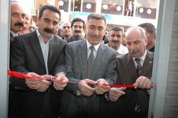 YENİ BAŞKAN GÖREVİNE BAŞLADI