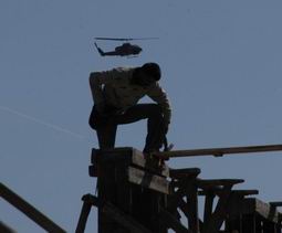 HAKKARİ`DE ASKERİ HAREKETLİLİK