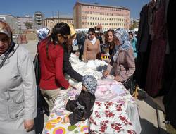 Yüksekova'da kermes