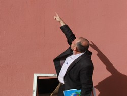 Okul hafriyatı afetzedeleri vurdu