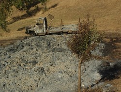 Hakkari'de esrarengiz ot yangınları