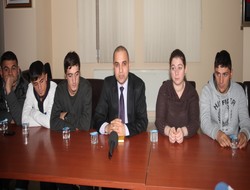 Avrupalı gençlere Kürtçe öğretilecek,,,