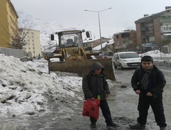 Biraz ilgi lütfen