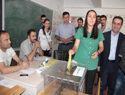 Hakkari'de seçim heyecanı