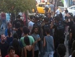 Kadıköy'de tehlikeli gerginlik 2 yarılı