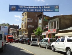 Beşiktaş belediyesi’ne pankartlı teşekkür