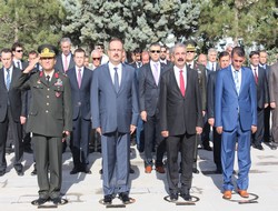 Hakkari'de gaziler günü kutlamaları