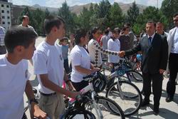 BAŞARILI 50 ÖĞRENCİYE 50 BİSİKLET...