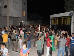 Cizre'de polis halka av tüfeğiyle saldırdı: 20 yaralı