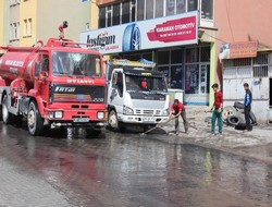 Belediye'den temizlik çalışması