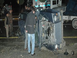 Hakkari'de zırhlı araç devrildi 6 yaralı