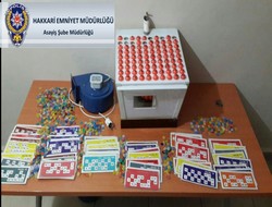 Hakkari polisi kumara geçit vermiyor!