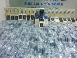 Hakkari'de 1006 adet cep telefonu yakalandı