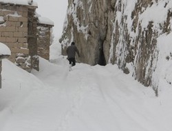 65 köy 229 mezra yolu ulaşıma kapandı