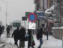 53 köy 94 mezre yolu ulaşıma kapandı,,,