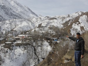 Bağlarbaşı karayolunda toprak kayması