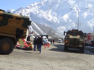 Hakkari'de askeri hareketlilik