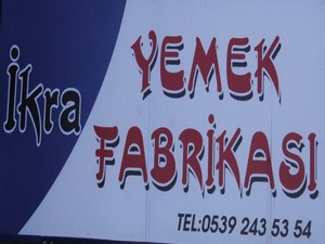 İkra Yemek Fabrikasında “3 çeşit yemek 6 TL”