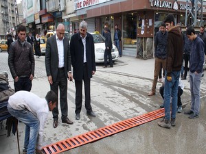 Yüksekova belediyesi'nden kapan çalışması