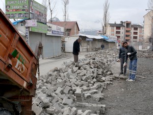 Hakkari belediyesinden hummalı çalışma