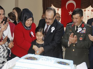 Emniyet’in düzenlediği kokteyle yoğun ilgi