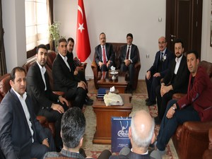 Urfa dergah ilahi grubundan Vali Canbolat'a ziyaret