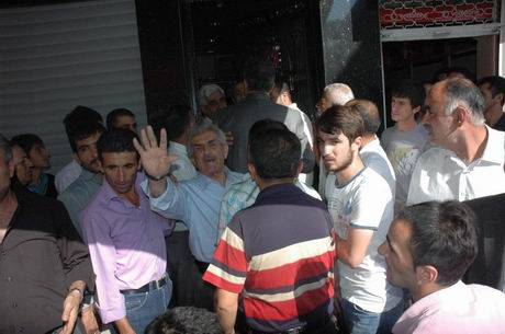 Hakkari’de tehlikeli gerginlik