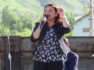 Hakkari’de davullu zurnalı “xwedî derkeve” etkinlikleri
