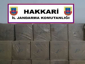 Kaçakçılar jandanmayı görünce sigaraları bırakıp kaçtı