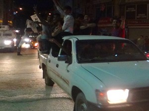 Hakkari'de yer yerinden oynadı