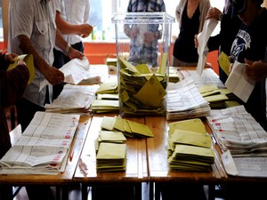 Oy verdiğiniz sandıkta hangi parti ne kadar oy aldı?