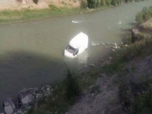 Hakkari'de trafik kazası 2 yaralı