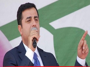 Davutoğlu koalisyon denemek istiyor fakat Erdoğan izin vermiyor