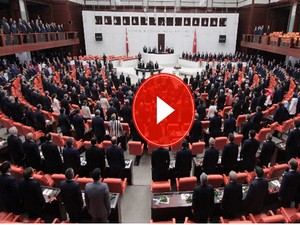 Liderler sırasıyla yemin etti